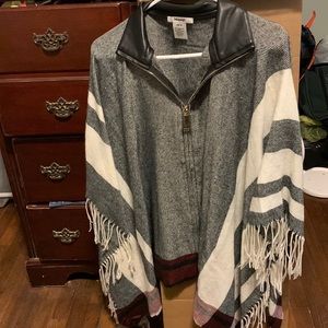 Women poncho